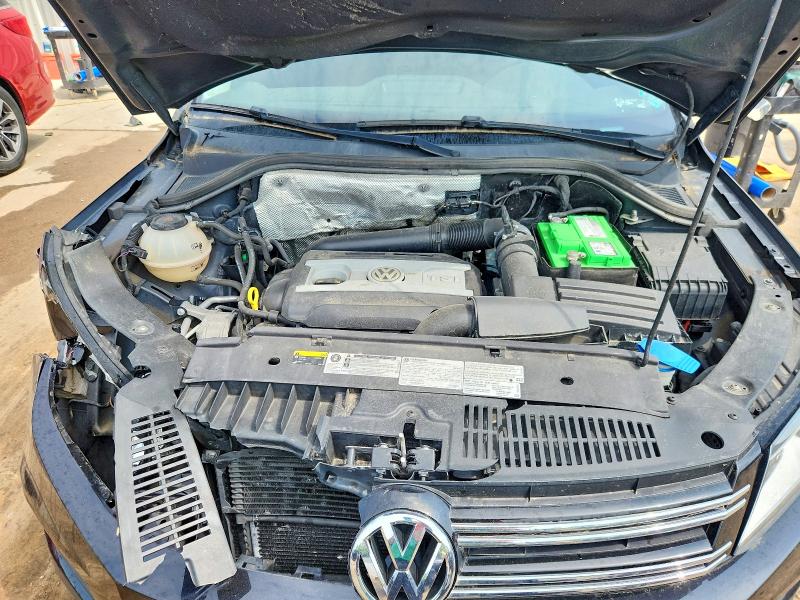 Продажа на аукционе авто 2017 Volkswagen Tiguan, vin: WVGBV7AX7HK054468, номер лота: 61955226