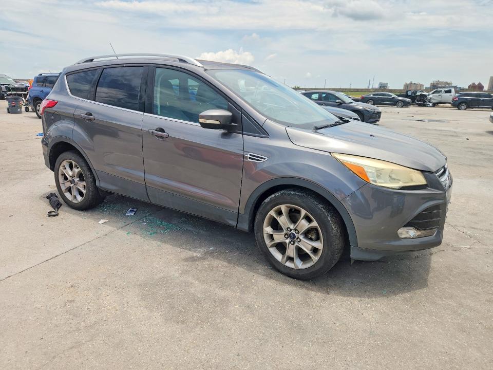 2014 Ford Escape მანქანა იყიდება აუქციონზე, vin: 1FMCU9J99EUE52589, აუქციონის ნომერი: 59626986