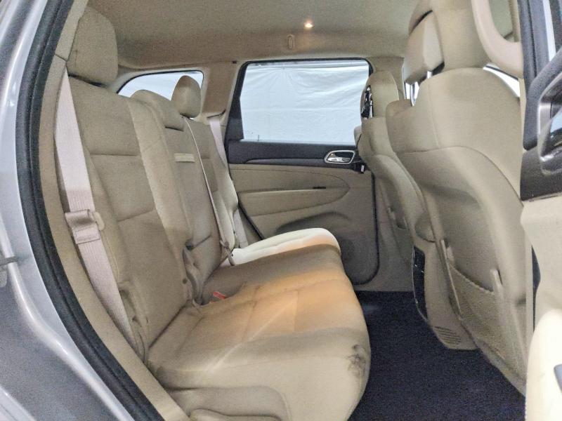 61105186 :رقم المزاد ، 1C4RJFAG0JC225652 vin ، 2018 Jeep Grand Cherokee مزاد بيع