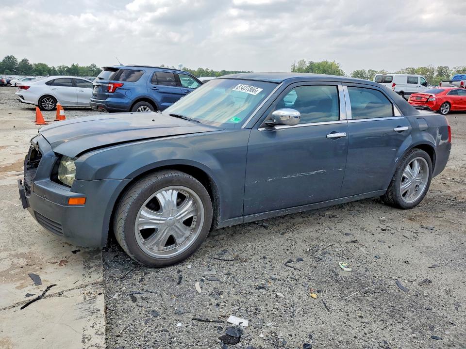 Продажа на аукционе авто 2007 Chrysler 300, vin: 2C3KA43R97H701797, номер лота: 61437866