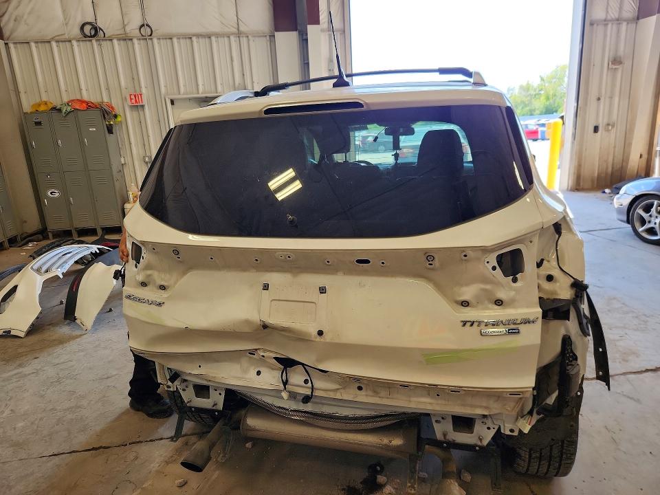 2019 Ford Escape მანქანა იყიდება აუქციონზე, vin: 1FMCU9J93KUB16805, აუქციონის ნომერი: 61919616