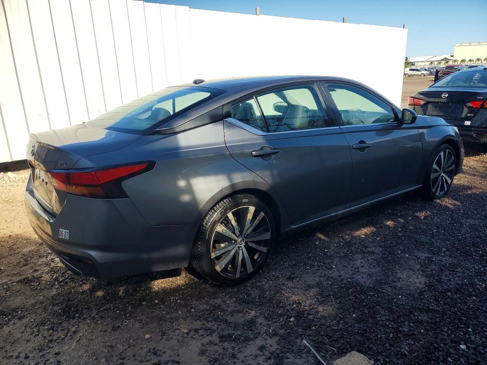 Продаж на аукціоні авто 2021 Nissan Altima, vin: 1N4BL4CV6MN402490, номер лоту: 61389126