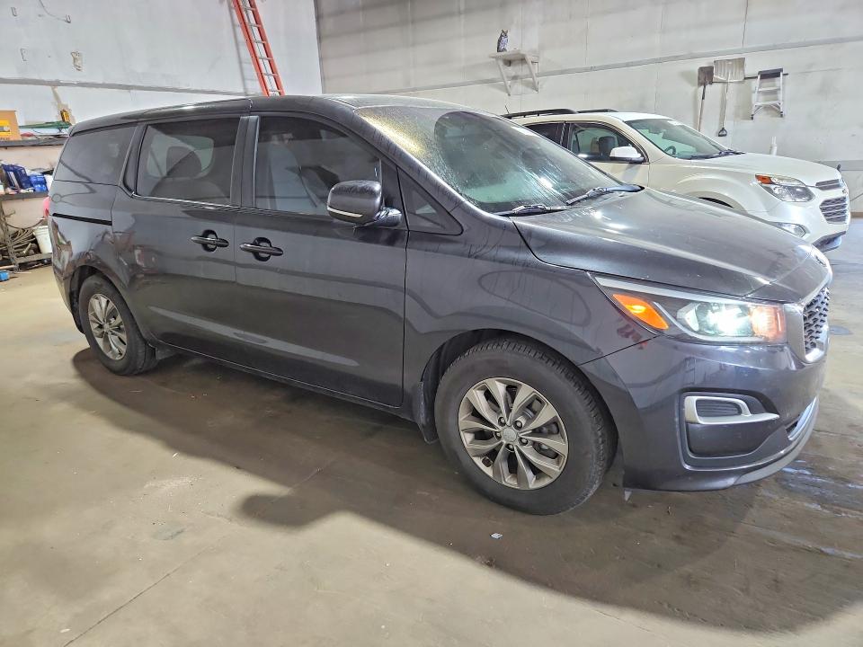2020 Kia Sedona მანქანა იყიდება აუქციონზე, vin: KNDMB5C1XL6597107, აუქციონის ნომერი: 60946686