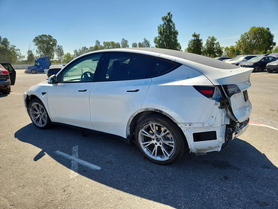 62913886 :رقم المزاد ، 7SAYGDEE4PA129350 vin ، 2023 Tesla Model Y مزاد بيع