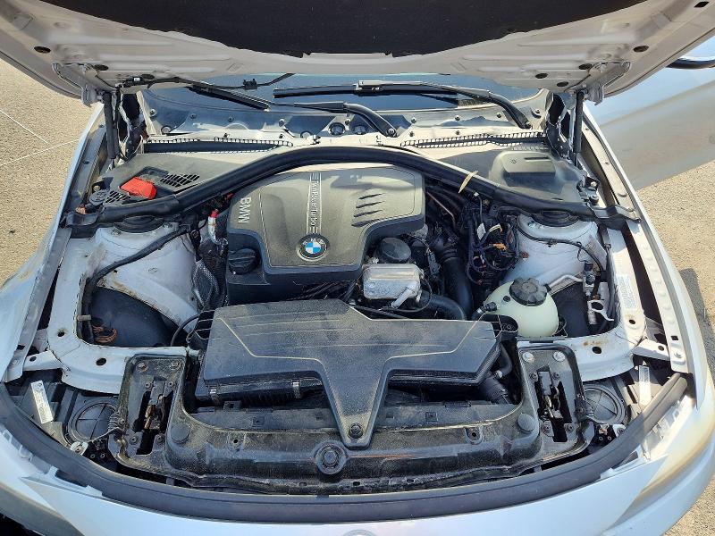 61109836 :رقم المزاد ، WBA3B3C52DF535864 vin ، 2013 Bmw 328 مزاد بيع