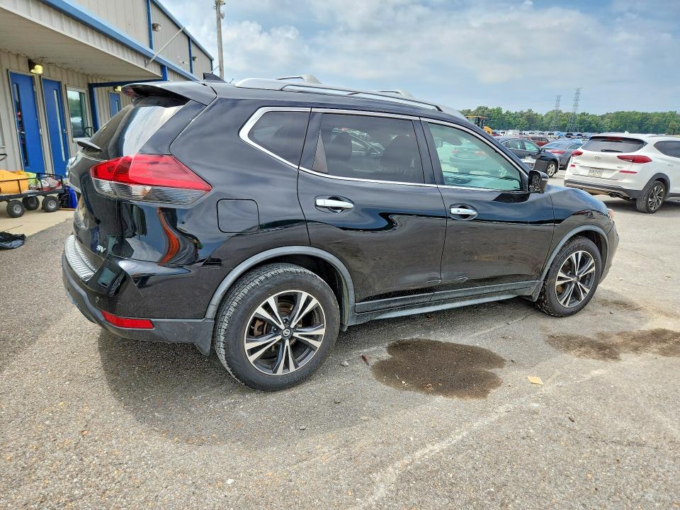 62071956 :رقم المزاد ، JN8AT2MT1KW258818 vin ، 2019 Nissan Rogue مزاد بيع