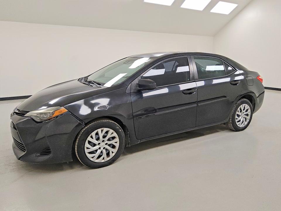 Продажа на аукционе авто 2017 Toyota Corolla, vin: 5YFBURHE5HP695918, номер лота: 85991025