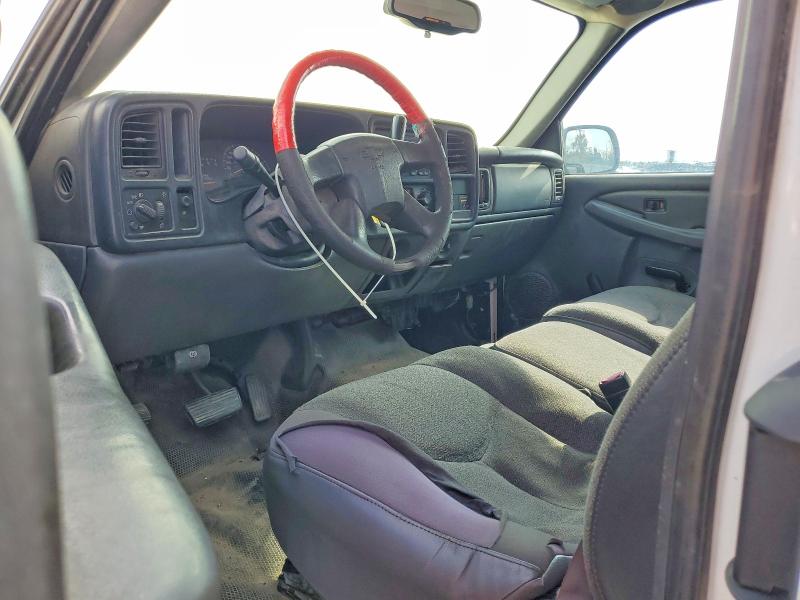 2004 Chevrolet Silverado მანქანა იყიდება აუქციონზე, vin: 1GCEC19T84E195497, აუქციონის ნომერი: 63375846