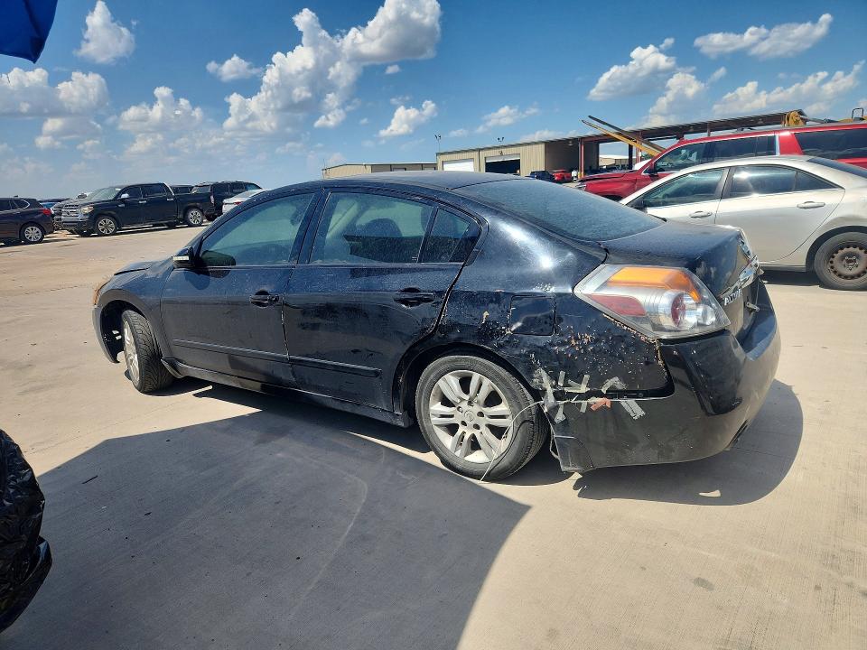 60015326 :رقم المزاد ، 1N4AL2AP0AN409841 vin ، 2010 Nissan Altima مزاد بيع