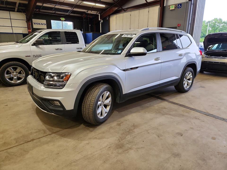 Продаж на аукціоні авто 2018 Volkswagen Atlas, vin: 1V2KR2CAXJC574991, номер лоту: 62282196