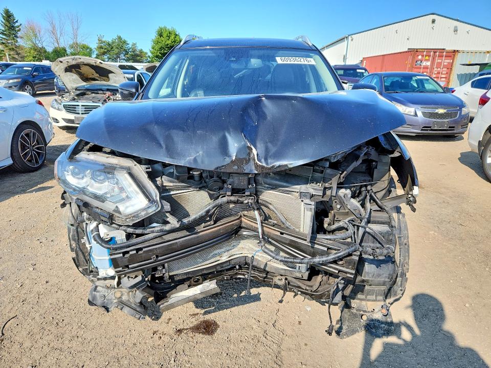 Продажа на аукционе авто 2020 Nissan Rogue, vin: 5N1AT2MV1LC815108, номер лота: 60936276