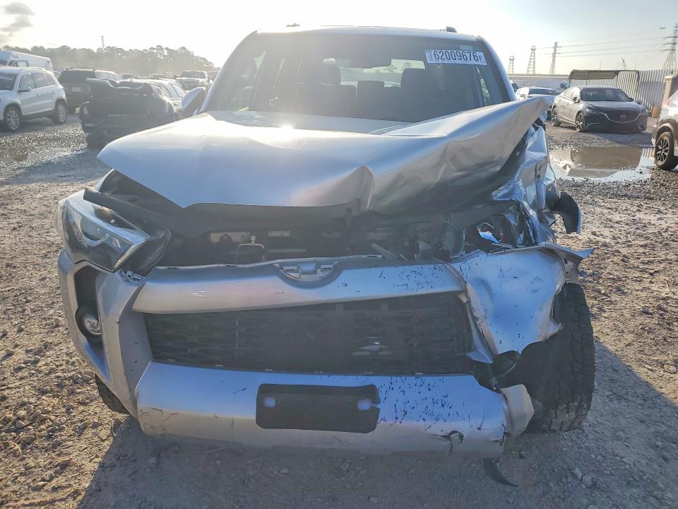 62009676 :رقم المزاد ، JTEFU5JR4R5307420 vin ، 2024 Toyota 4runner مزاد بيع
