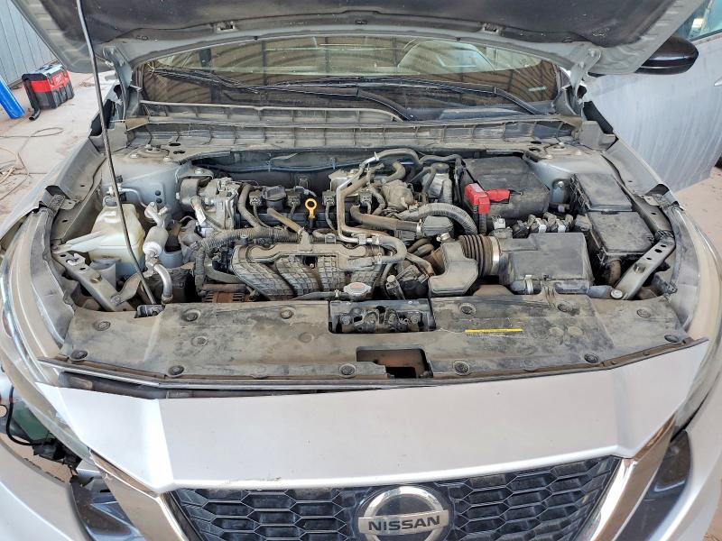 61059106 :رقم المزاد ، 1N4BL4CVXMN411869 vin ، 2021 Nissan Altima مزاد بيع
