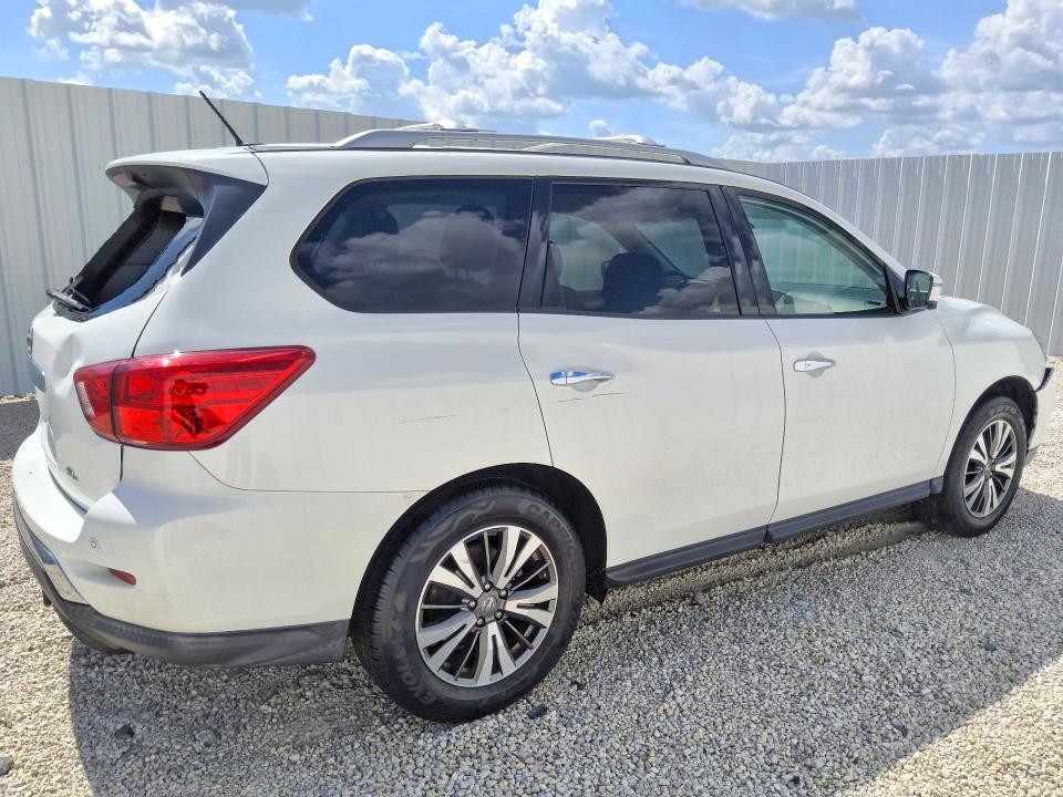 Продаж на аукціоні авто 2018 Nissan Pathfinder, vin: 5N1DR2MN3JC610558, номер лоту: 59313526