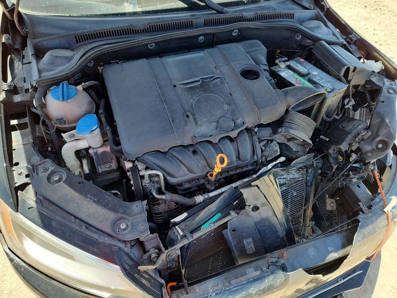 61620986 :رقم المزاد ، 3VWDX7AJ7DM260330 vin ، 2013 Volkswagen Jetta مزاد بيع