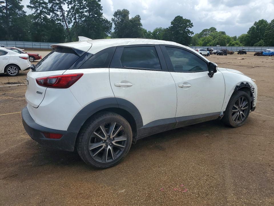 61204856 :رقم المزاد ، JM1DKFC77H0162209 vin ، 2017 Mazda Cx-3 مزاد بيع