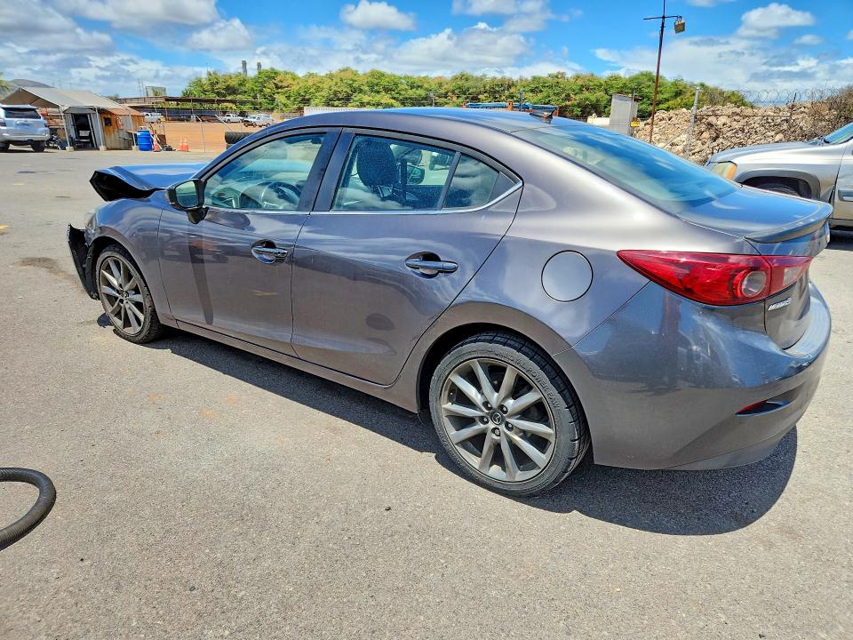 Продажа на аукционе авто 2018 Mazda 3, vin: 3MZBN1V38JM256403, номер лота: 62357836