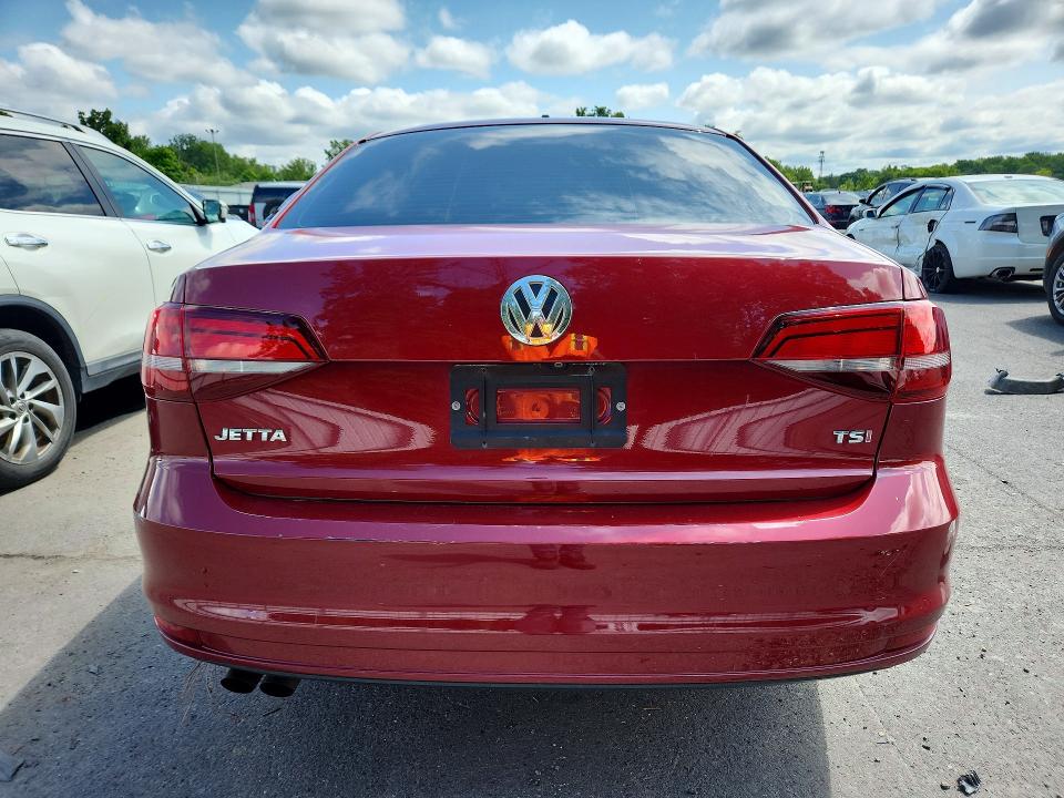 62668326 :رقم المزاد ، 3VW2B7AJ1HM223088 vin ، 2017 Volkswagen Jetta مزاد بيع
