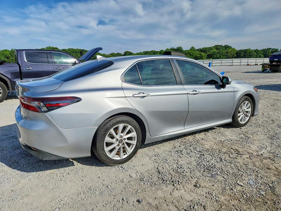 Aukcja sprzedaży 2021 Toyota Camry, vin: 4T1C11AK9MU609646, numer aukcji: 62017326