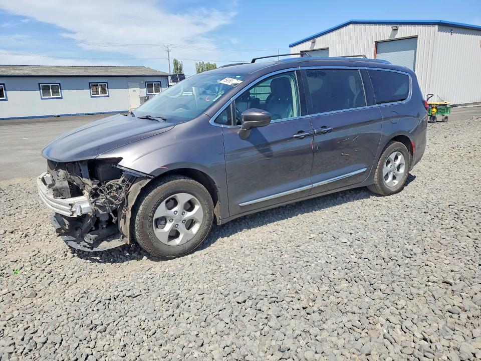 2017 Chrysler Pacifica მანქანა იყიდება აუქციონზე, vin: 2C4RC1EGXHR628305, აუქციონის ნომერი: 59368176