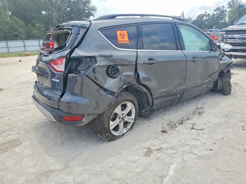 2016 Ford Escape მანქანა იყიდება აუქციონზე, vin: 1FMCU0GXXGUC39641, აუქციონის ნომერი: 62752176