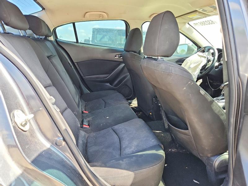 63238616 :رقم المزاد ، 3MZBM1V77FM236561 vin ، 2015 Mazda 3 مزاد بيع