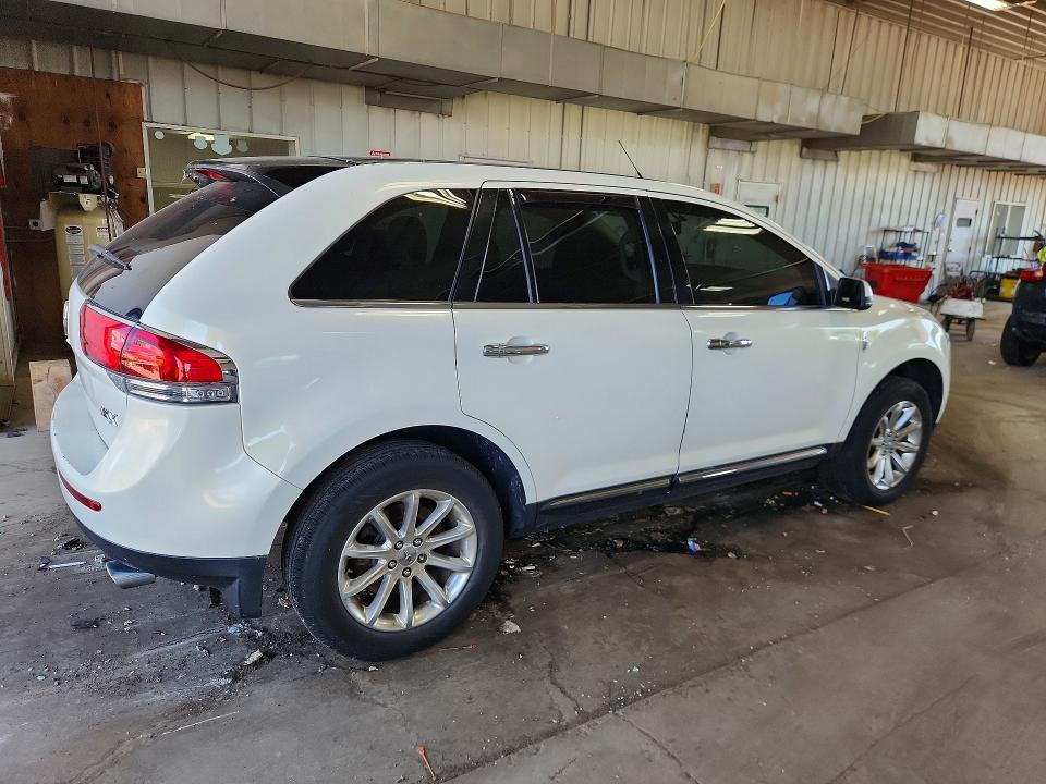 60564826 :رقم المزاد ، 2LMDJ6JK3CBL14035 vin ، 2012 Lincoln Mkx مزاد بيع