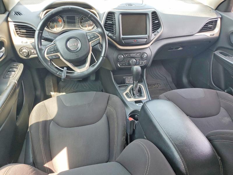61282546 :رقم المزاد ، 1C4PJLCS1GW233550 vin ، 2016 Jeep Cherokee مزاد بيع