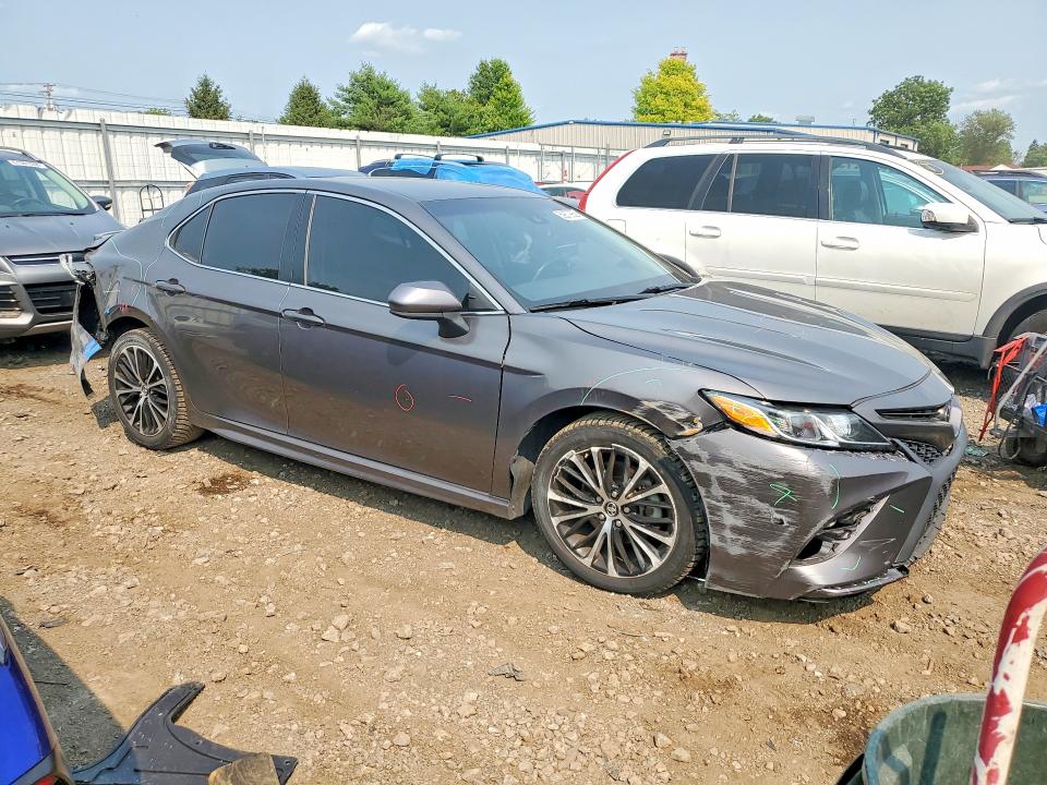 59879956 :رقم المزاد ، 4T1G11AK2LU873940 vin ، 2020 Toyota Camry مزاد بيع