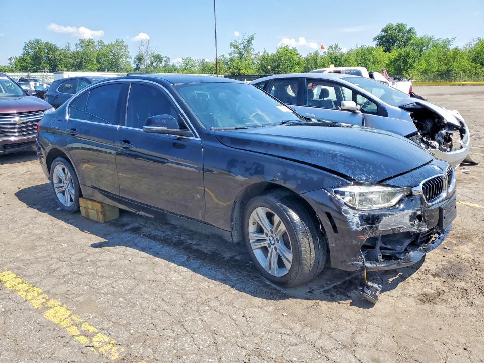 59896396 :رقم المزاد ، WBA8D9C51JEM31628 vin ، 2018 Bmw 330 مزاد بيع