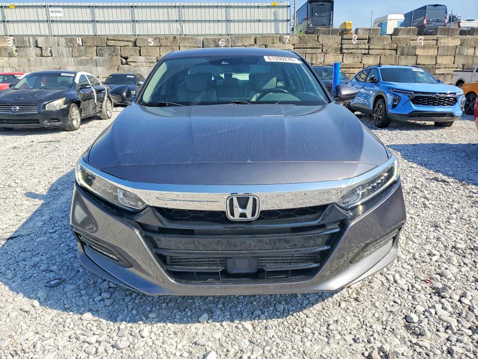 2018 Honda Accord 4d მანქანა იყიდება აუქციონზე, vin: 1HGCV2F6XJA004074, აუქციონის ნომერი: 61390276