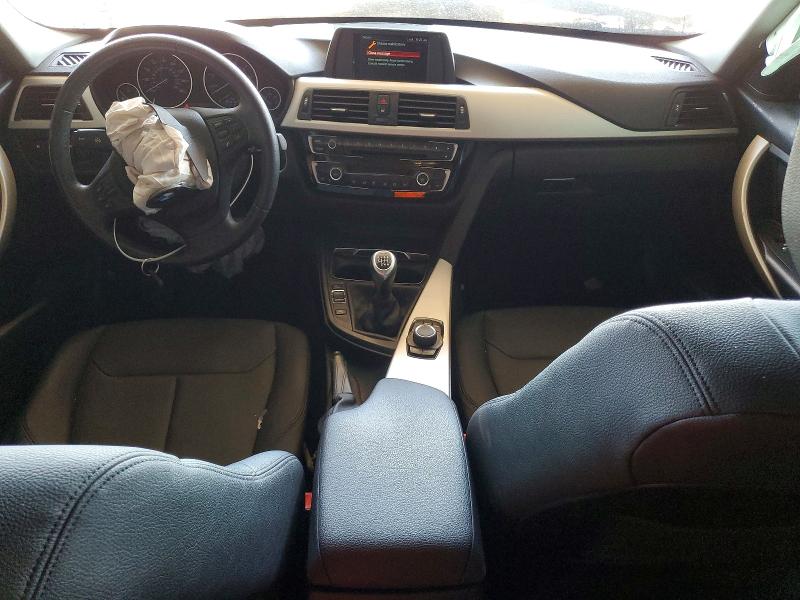 2018 Bmw 320 მანქანა იყიდება აუქციონზე, vin: WBA8E1G56JNT72553, აუქციონის ნომერი: 59816026