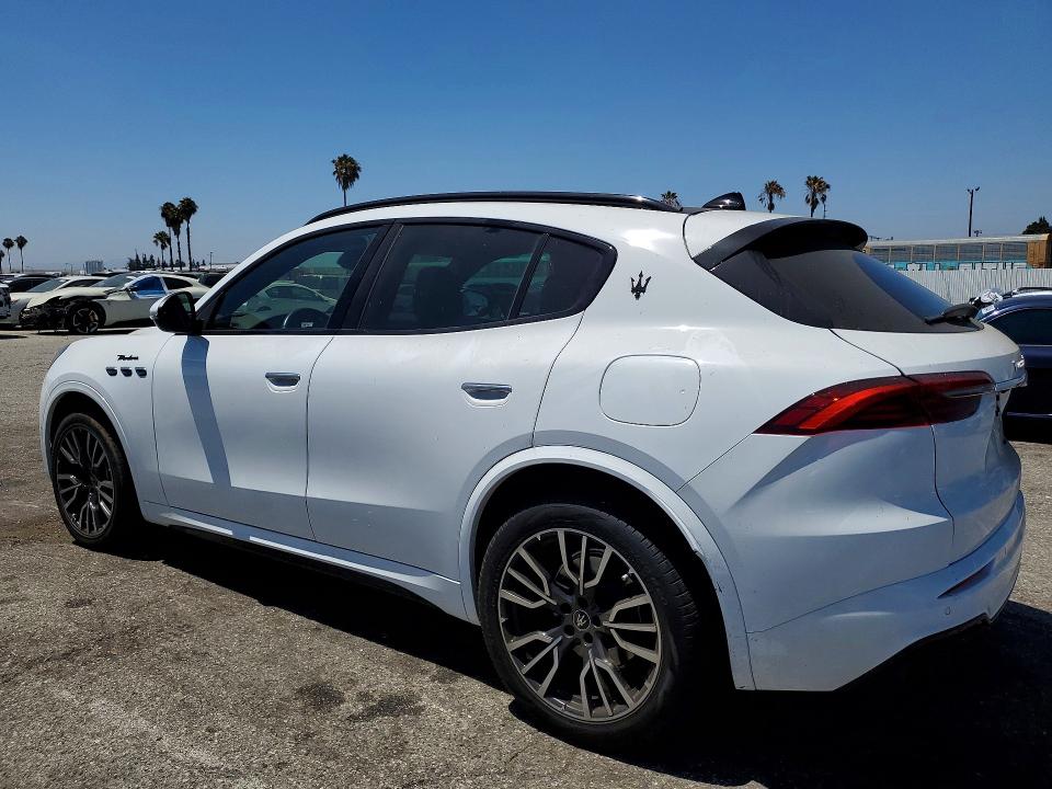 2023 Maserati Grecale მანქანა იყიდება აუქციონზე, vin: ZN682AVM7P7429635, აუქციონის ნომერი: 60884586