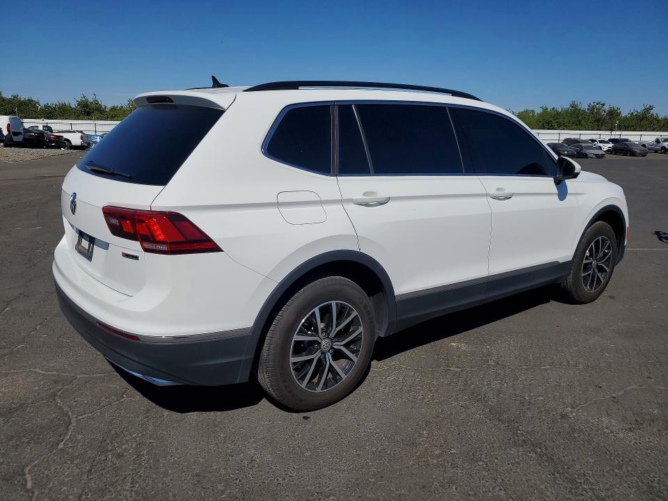 2021 Volkswagen Tiguan მანქანა იყიდება აუქციონზე, vin: 3VV2B7AX1MM092974, აუქციონის ნომერი: 61874336