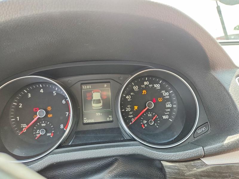 62356756 :رقم المزاد ، 1VWCA7A36JC015062 vin ، 2018 Volkswagen Passat مزاد بيع