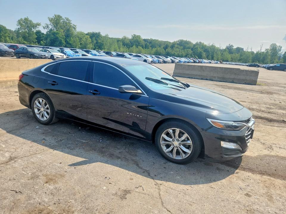 Продажа на аукционе авто 2022 Chevrolet Malibu, vin: 1G1ZD5ST8NF170040, номер лота: 62522766
