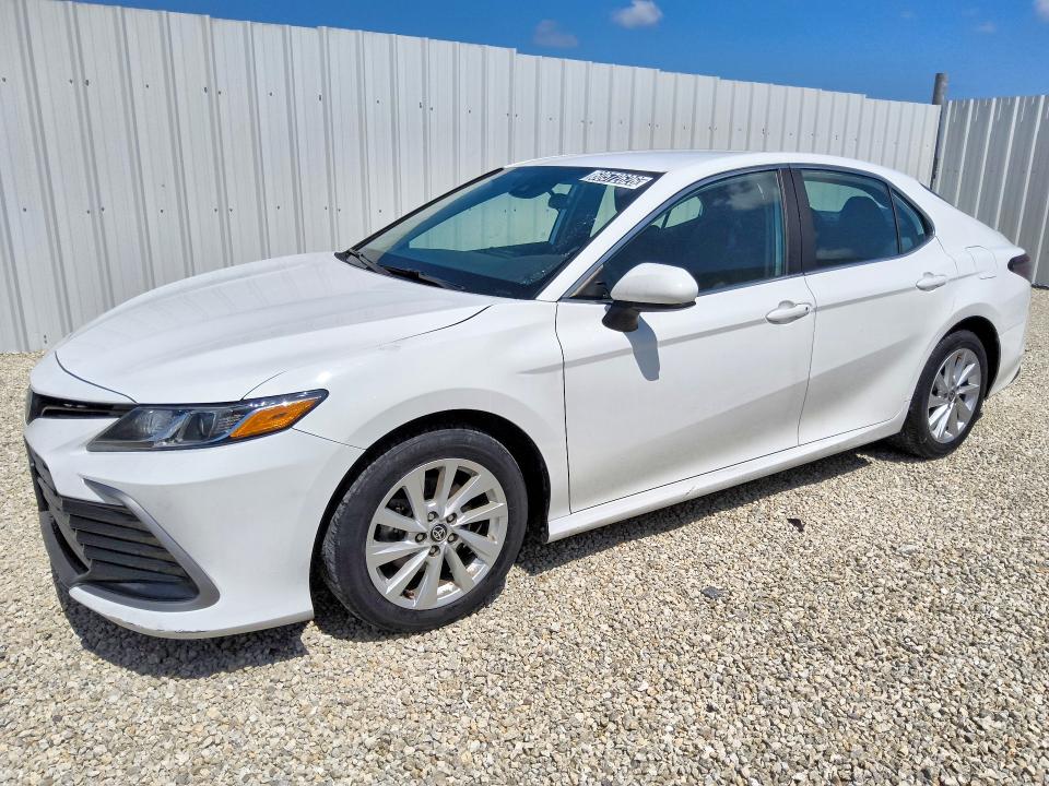 60572626 :رقم المزاد ، 4T1C11AK4PU805952 vin ، 2023 Toyota Camry مزاد بيع