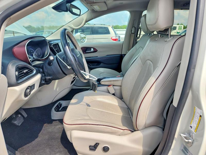 Продажа на аукционе авто 2017 Chrysler Pacifica, vin: 2C4RC1GG6HR553857, номер лота: 60306626