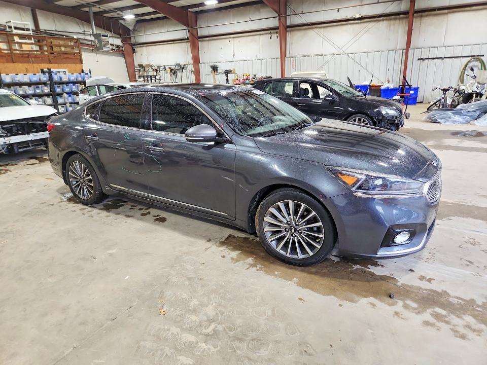 Продаж на аукціоні авто 2017 Kia Cadenza, vin: KNALC4J11H5065888, номер лоту: 62415176