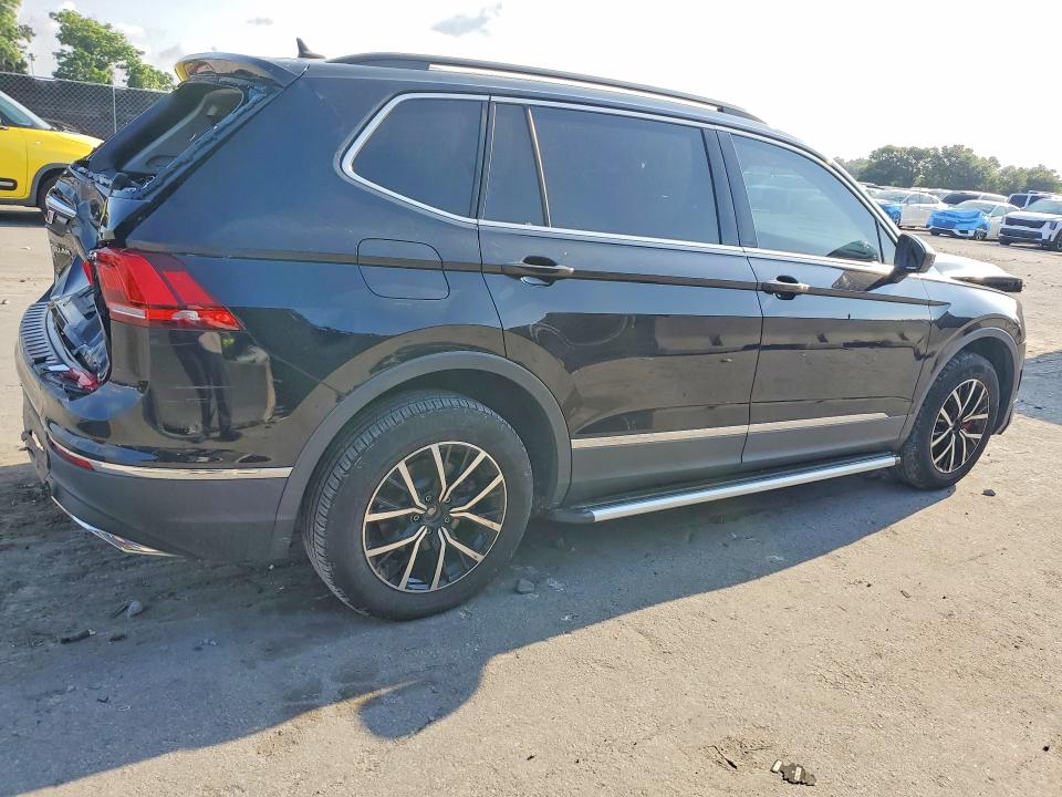 62035456 :رقم المزاد ، 3VV3B7AX9MM122064 vin ، 2021 Volkswagen Tiguan مزاد بيع
