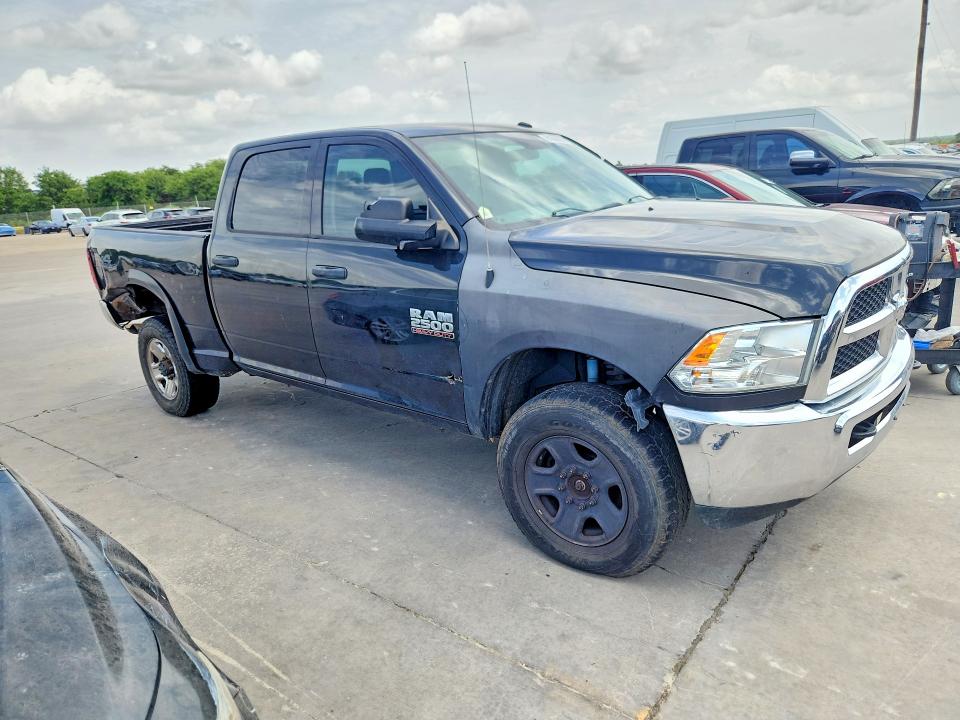 Продажа на аукционе авто 2018 Ram 2500, vin: 3C6UR5CL5JG315391, номер лота: 61309686