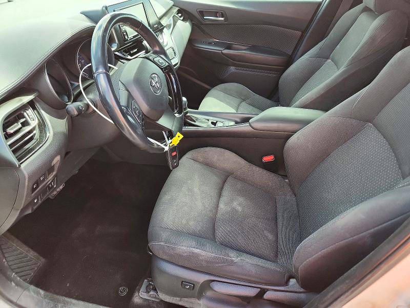 60004866 :رقم المزاد ، NMTKHMBX4JR027671 vin ، 2018 Toyota C-hr مزاد بيع