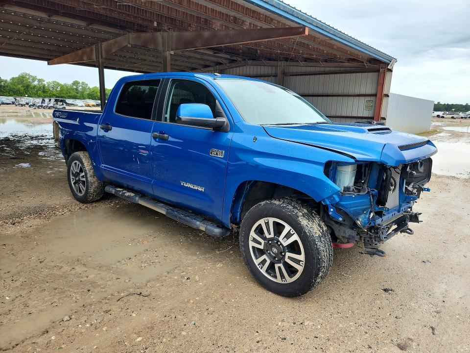 Продаж на аукціоні авто 2018 Toyota Tundra, vin: 5TFDY5F19JX758791, номер лоту: 60945736