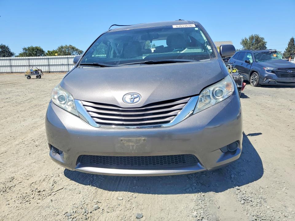 Aukcja sprzedaży 2016 Toyota Sienna, vin: 5TDKK3DCXGS746603, numer aukcji: 63059656