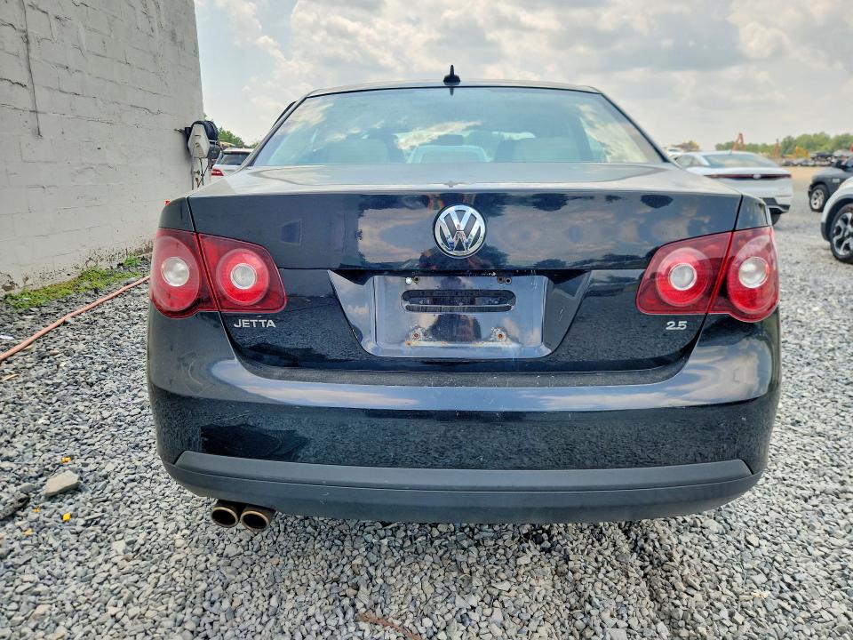 73345075 :رقم المزاد ، 3VWRZ7AJ2AM063710 vin ، 2010 Volkswagen Jetta مزاد بيع