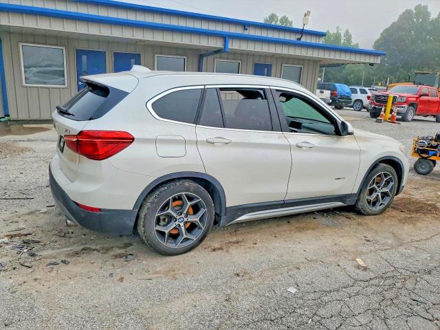 62462646 :رقم المزاد ، WBXHT3C39H5F86364 vin ، 2017 Bmw X1 مزاد بيع