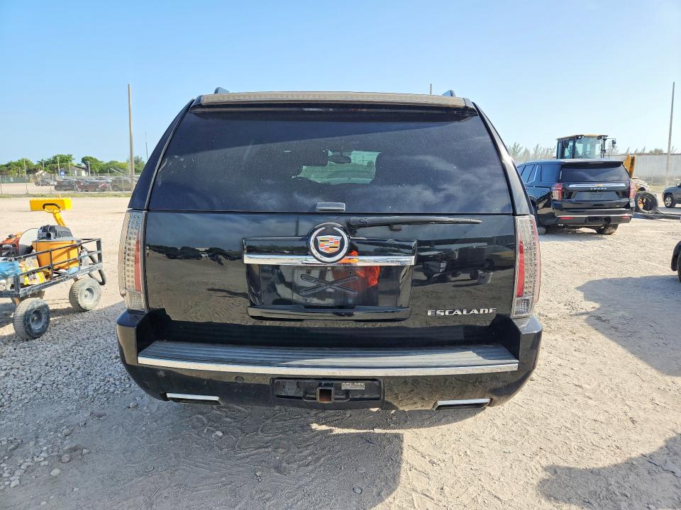 61418346 :رقم المزاد ، 1GYS3CEF8DR137844 vin ، 2013 Cadillac Escalade مزاد بيع