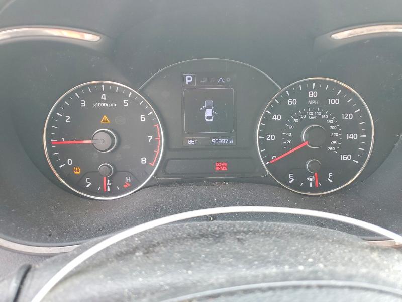 61873716 :رقم المزاد ، 3KPFL4A7XHE120976 vin ، 2017 Kia Forte مزاد بيع
