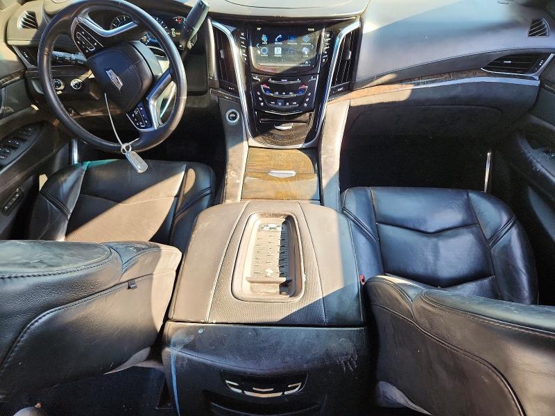 61677026 :رقم المزاد ، 1GYS4KKJ2GR113611 vin ، 2016 Cadillac Escalade مزاد بيع