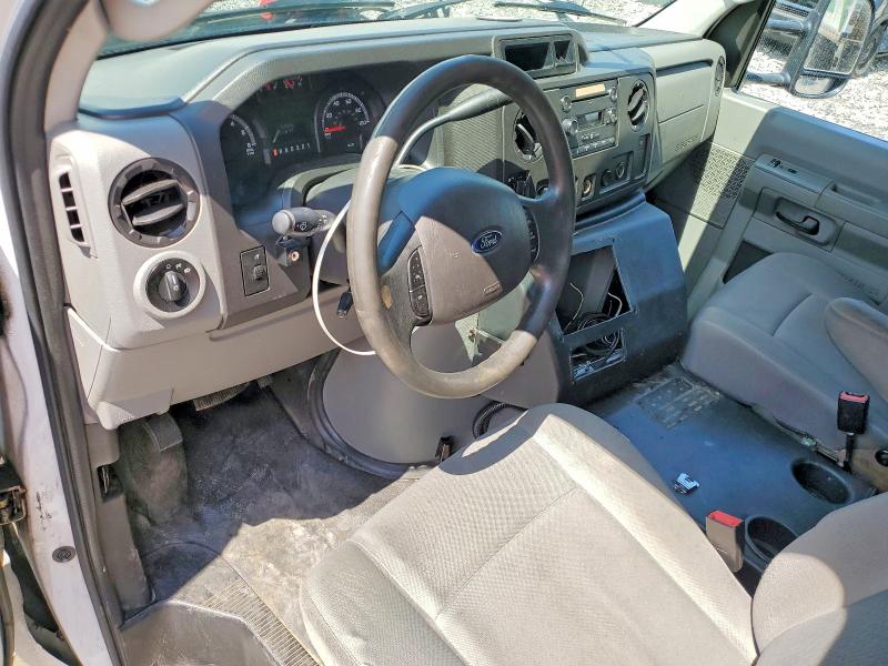 61474406 :رقم المزاد ، 1FDWE3FS8FDA09936 vin ، 2015 Ford Econoline مزاد بيع